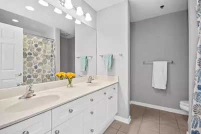 515 N Harlem Avenue #203, Oak Park, IL 60302 - Photo 12