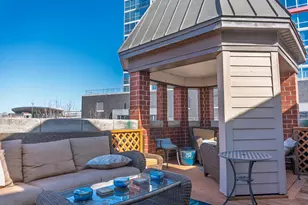 1830 S Calumet Ave, Chicago, IL 60616 - Photo 2