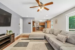 400 Cross Arm Dr, Grayslake, IL 60030 - Photo 18