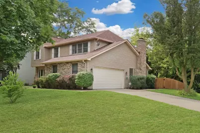 400 Cross Arm Drive, Grayslake, IL 60030 - Photo 1