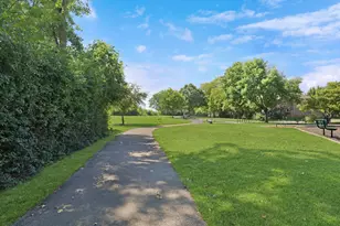 400 Cross Arm Dr, Grayslake, IL 60030 - Photo 44