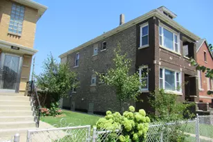 1046 W 34th Pl, Chicago, IL 60608 - Photo 6