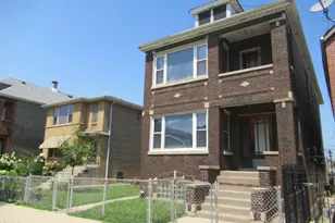 1046 W 34th Pl, Chicago, IL 60608 - Photo 8