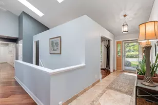 115 Cardinal Ct, Island Lake, IL 60042 - Photo 4