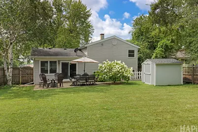 385 Northgate Road, Lindenhurst, IL 60046 - Photo 22
