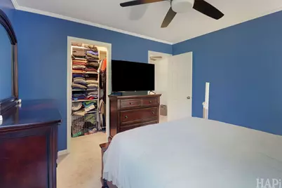 385 Northgate Road, Lindenhurst, IL 60046 - Photo 12