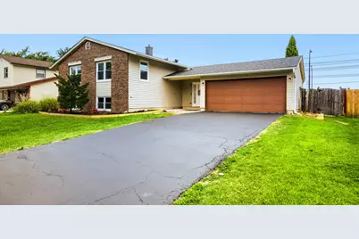 1465 William Clifford Lane, Elk Grove Village, IL 60007 - Photo 2