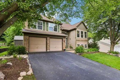442 Harbor Drive, Carpentersville, IL 60110 - Photo 2