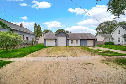 902 Berylan Street, Belvidere, IL 61008 - Photo 2