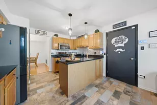 13916 S Cambridge Circle, Plainfield, IL 60544 - Photo 6