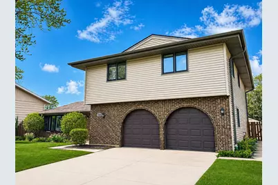 1106 Westfield Lane, Schaumburg, IL 60193 - Photo 1