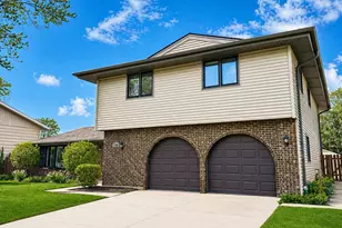 1106 Westfield Ln, Schaumburg, IL 60193 - Photo 1