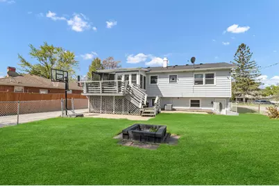 419 Deerpath Drive, Lindenhurst, IL 60046 - Photo 28