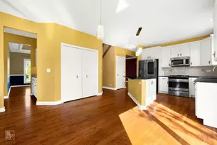 2820 Fairhauser Ct, Naperville, IL 60564 - Photo 12