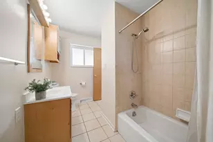 1017 S Norbury Ave, Lombard, IL 60148 - Photo 12