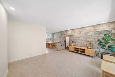 1017 S Norbury Avenue, Lombard, IL 60148 - Photo 4