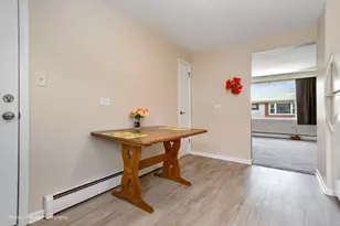 6940 W 65th St, Chicago, IL 60638 - Photo 18