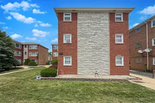 6940 W 65th St, Chicago, IL 60638 - Photo 2