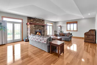 10952 Tanglewood Trails Drive, Yorkville, IL 60560 - Photo 8