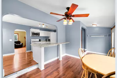 517 E Grand Lake Boulevard, West Chicago, IL 60185 - Photo 12