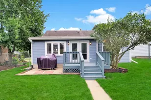 517 E Grand Lake Blvd, West Chicago, IL 60185 - Photo 24