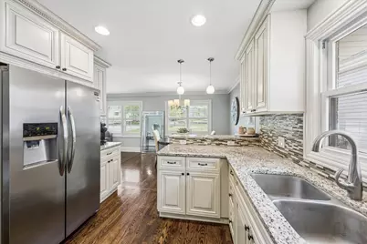 4432 Wilson Avenue, Downers Grove, IL 60515 - Photo 10