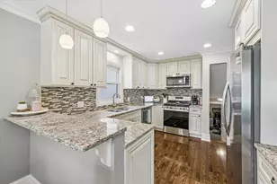 4432 Wilson Ave, Downers Grove, IL 60515 - Photo 8