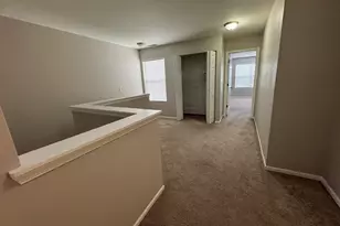 2399 Stoughton Cir, Aurora, IL 60502 - Photo 18
