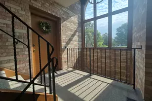 17806 Bernard Dr, Orland Park, IL 60467 - Photo 2