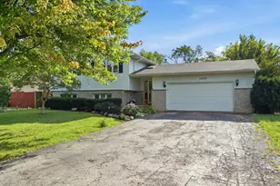 4009 Ridge Rd, Zion, IL 60099 - Photo 1