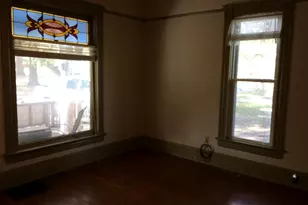 910 Summit St, Bloomington, IL 61701 - Photo 10
