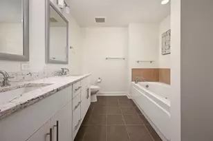 505 N McClurg Ct, Chicago, IL 60611 - Photo 16