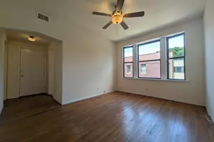 3147 W Medill Ave, Chicago, IL 60647 - Photo 2
