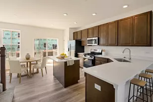 12402 Tinsley St, Huntley, IL 60142 - Photo 2