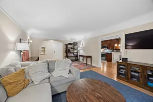 344 S Maple Ave, Oak Park, IL 60302 - Photo 6
