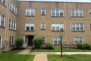 1747 W 95th Pl, Chicago, IL 60643 - Photo 1