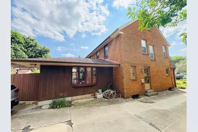 901 Parkview Avenue, Rockford, IL 61107 - Photo 2