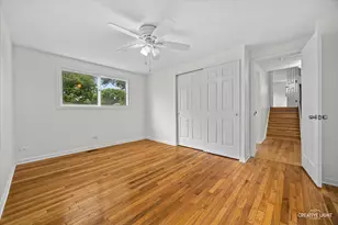1333 Briarwood Dr, Naperville, IL 60540 - Photo 12