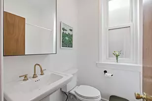 833 W Buckingham Pl, Chicago, IL 60657 - Photo 8