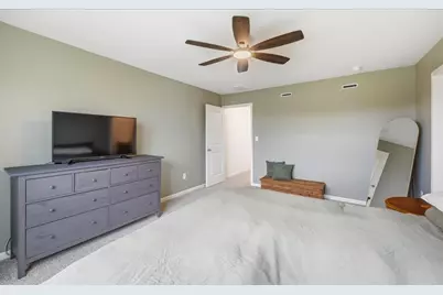 116 Fieldcrest Avenue, Hampshire, IL 60140 - Photo 16
