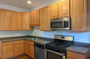 2825 W Logan Blvd, Chicago, IL 60647 - Photo 10