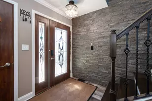 10 Matts Rd, Fox Lake, IL 60020 - Photo 2
