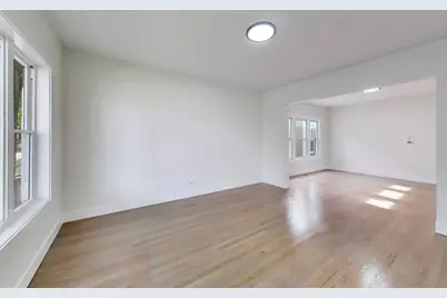 4911 W Argyle Street, Chicago, IL 60630 - Photo 8