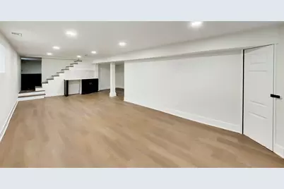4911 W Argyle Street, Chicago, IL 60630 - Photo 32