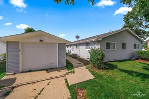 1706 Willow St, Sycamore, IL 60178 - Photo 16