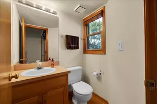 446 S Wenbriar Square, Addison, IL 60101 - Photo 18