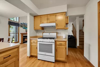 446 S Wenbriar Square, Addison, IL 60101 - Photo 16