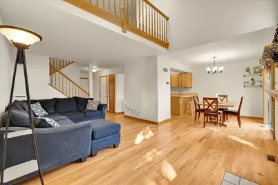 446 S Wenbriar Square, Addison, IL 60101 - Photo 8