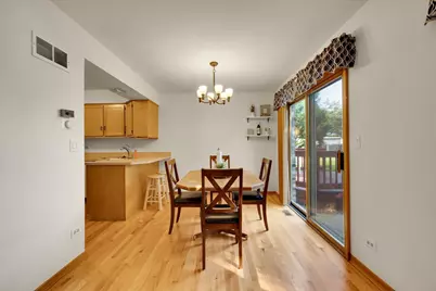 446 S Wenbriar Square, Addison, IL 60101 - Photo 12