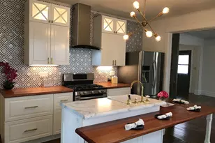 301 E Locust St, Bloomington, IL 61701 - Photo 2